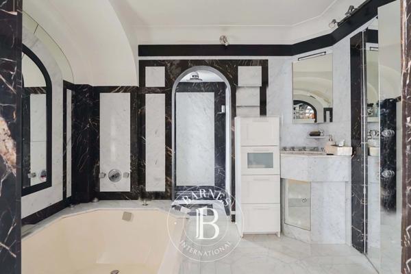 Paris 16ème, Appartement 3 Chambres -  225 m² à vendre