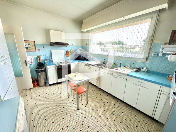 Maison 7 pièces 221.66 m2