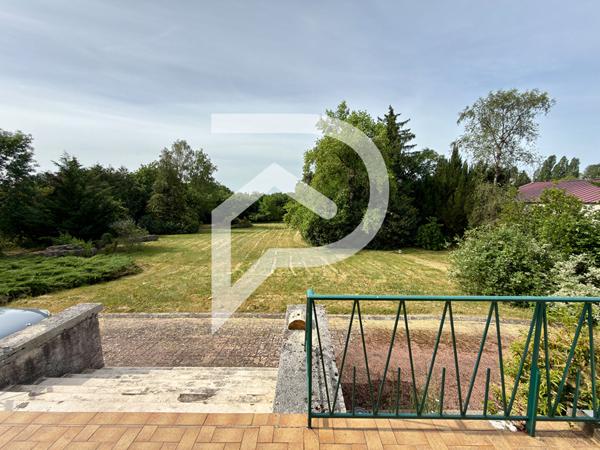 Maison 7 pièces 221.66 m2