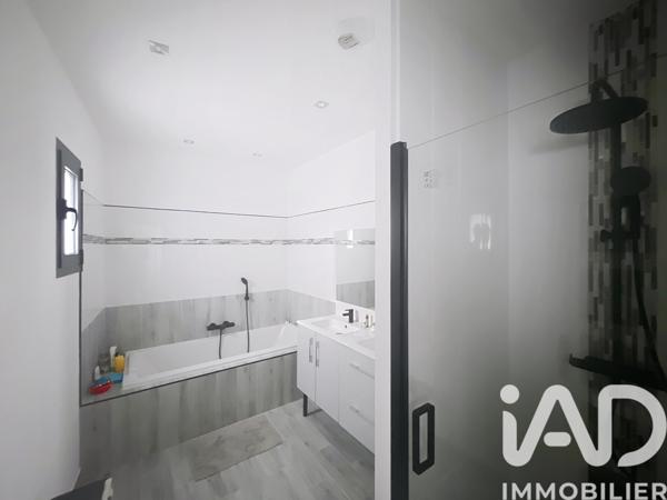 Maison à vendre 6 pièces 130 m² Bandol