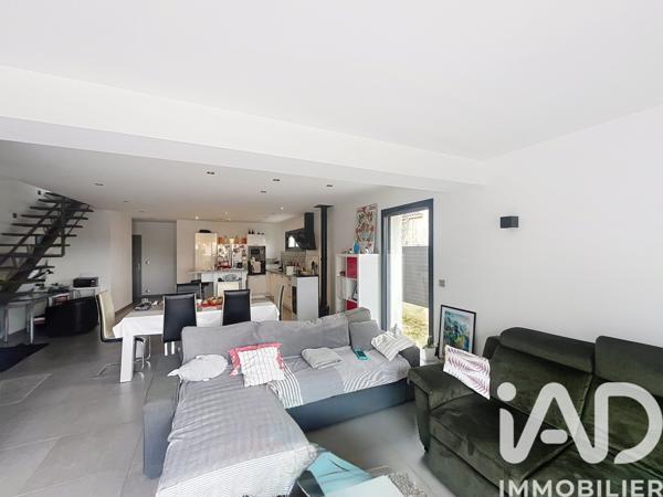 Maison à vendre 6 pièces 130 m² Bandol