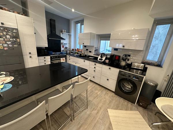 Appartement 4 pièces 90.04 m2