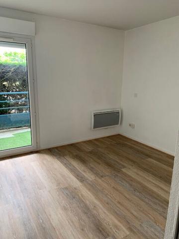 IDEALEMENT SITUE RUE ROUSTAING A TALENCE - STUDIO 19M²