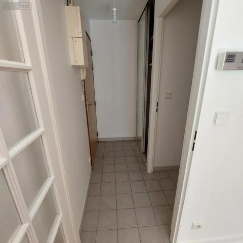 Location - Appartement Reims 51100 1 pièce 27 m 2