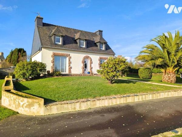 PLEUMEUR-BODOU – Maison familiale avec beau terrain, proche axes et commodités
