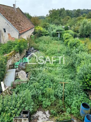 Maison semi mitoyenne 140 m² à la campagne proche de toute commodités ,  axe Saint-Quentin /Laon, Autoroute A26 et a 45 min de REIMS