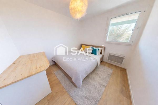 Maison mitoyenne à étage de 71 m²  2 chambres + Bureau  avec jardin et  garage