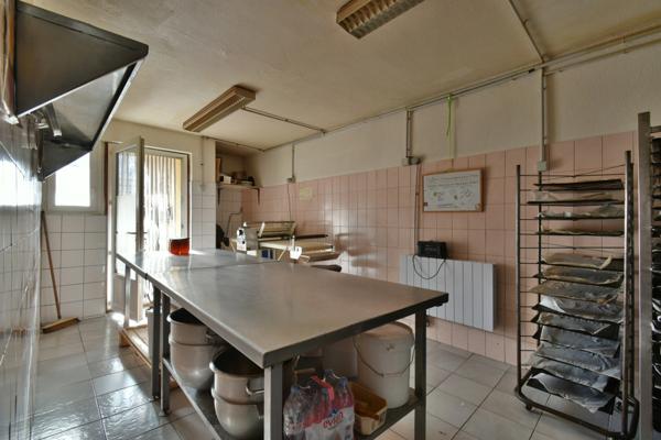 Fonds de commerce à vendre ABRIES (05)