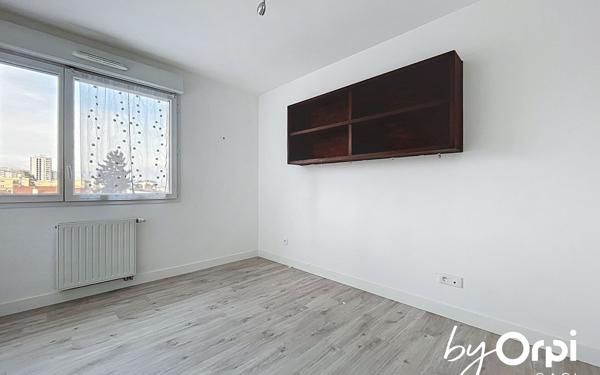Appartement à louer    5 pièces • 88 m2 Clermont-Ferrand