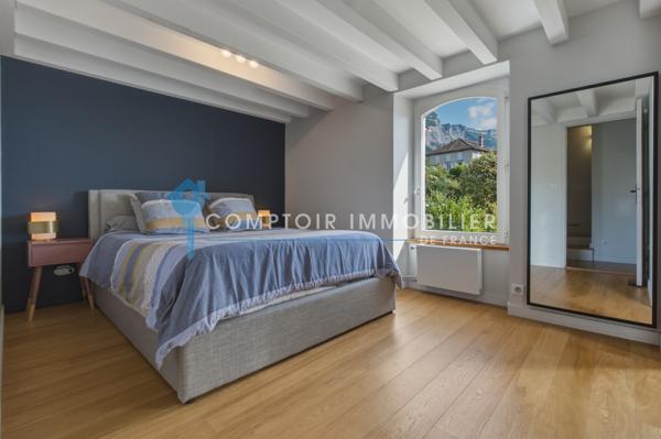Propriete 6 pièce(s) 4 chambre(s) 230 m²