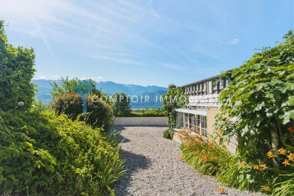 Propriete 6 pièce(s) 4 chambre(s) 230 m²
