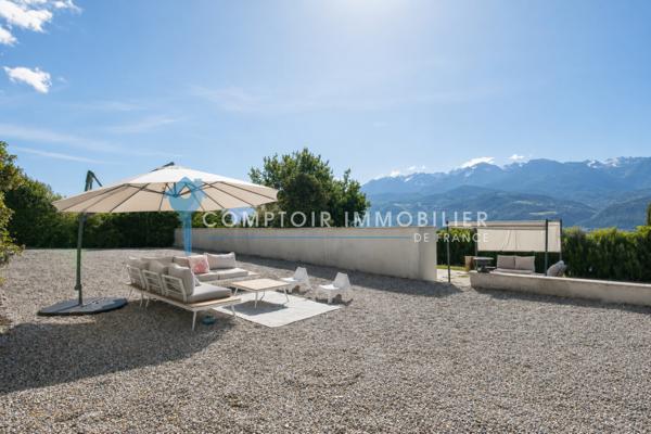 Propriete 6 pièce(s) 4 chambre(s) 230 m²