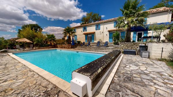 A 20 minutes de Carcassonne, proche MONTREAL, Propriété avec 3 hectares.