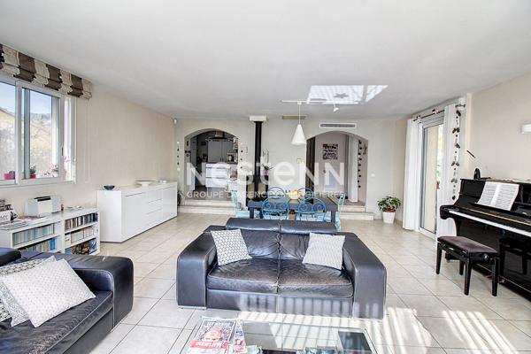 A VENDRE à DRAGUIGNAN - Maison 4 chambres, 163m² avec PISCINE