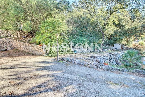 A VENDRE LORGUES ! Maison 4 pièces 100 m2 sur terrain de 1800m2 + piscine