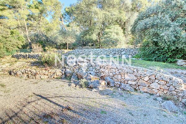 A VENDRE LORGUES ! Maison 4 pièces 100 m2 sur terrain de 1800m2 + piscine