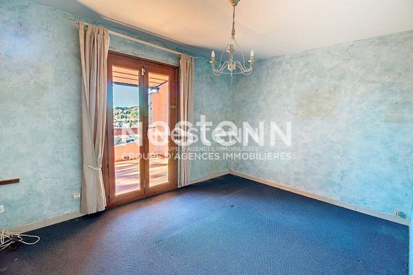 A VENDRE LORGUES ! Maison 4 pièces 100 m2 sur terrain de 1800m2 + piscine