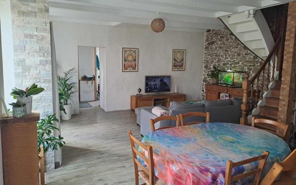 Maison à vendre    5 pièces • 100 m2 Saint-Joachim