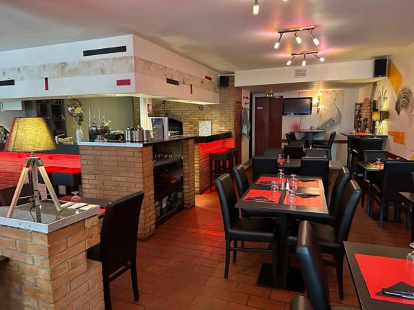 Dpt Hautes Pyrénées (65), à vendre TARBES Bar restaurant