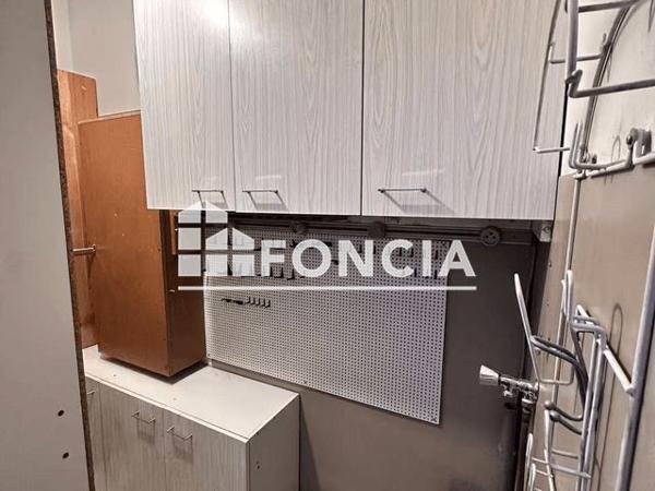 Location Appartement 4 pièces 80.18 m² - 12 PLACE DU 11 NOVEMBRE 1918 Noisy Le Grand 93160