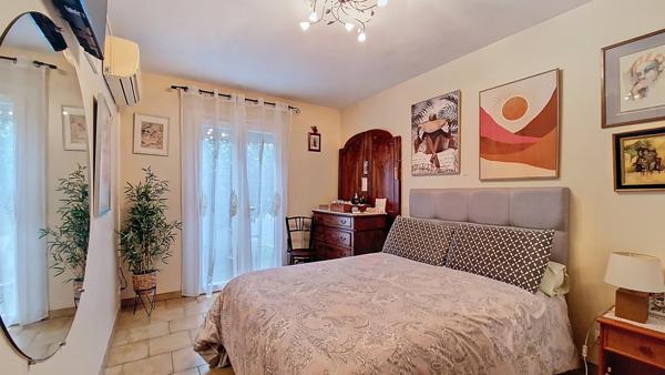 Vente en viager occupé 1 tête - Villa Plain-pied 120m²
