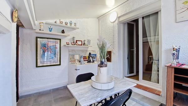 Vente en viager occupé 1 tête - Villa Plain-pied 120m²