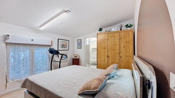 Vente en viager occupé 1 tête - Villa Plain-pied 120m²