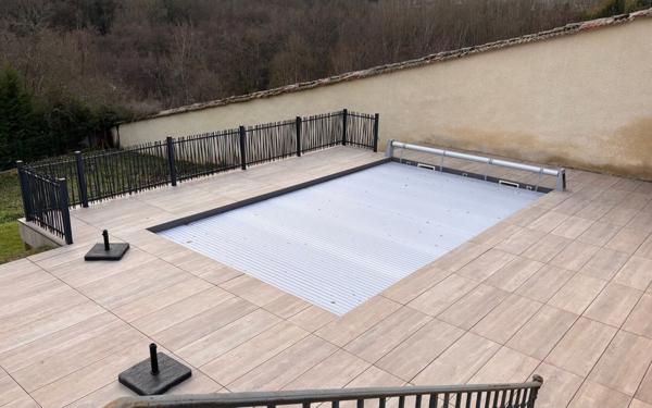 Appartement à vendre    5 pièces • 93,64 m2 Saint-Didier-au-Mont-d'Or