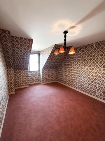 Maison à trés grand potentiel en centre bourg