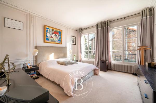 Bois-Colombes, Maison 6 Chambres -  265 m² à vendre