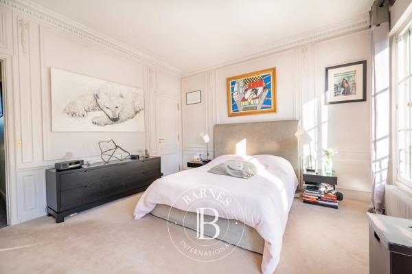 Bois-Colombes, Maison 6 Chambres -  265 m² à vendre