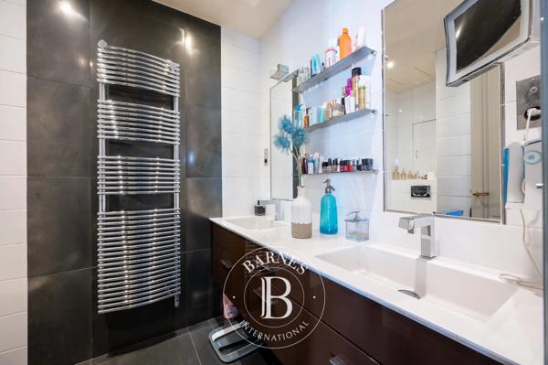 Bois-Colombes, Maison 6 Chambres -  265 m² à vendre