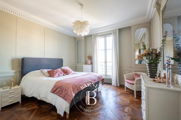 Bois-Colombes, Maison 6 Chambres -  265 m² à vendre