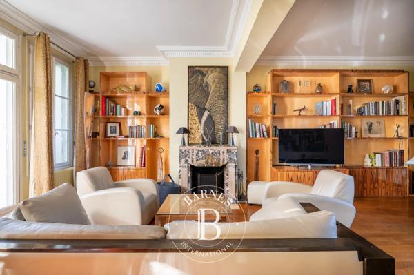 Bois-Colombes, Maison 6 Chambres -  265 m² à vendre