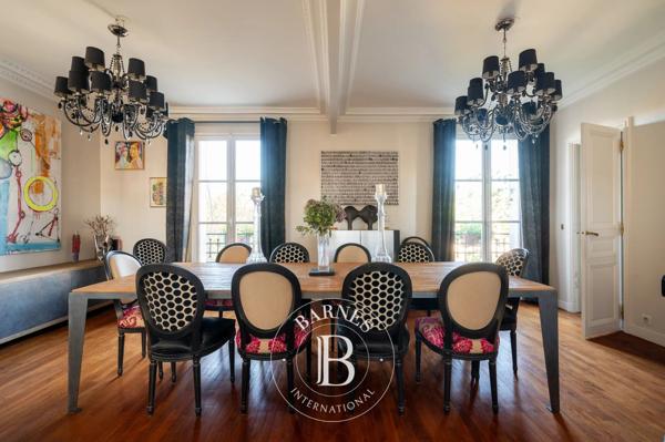 Bois-Colombes, Maison 6 Chambres -  265 m² à vendre