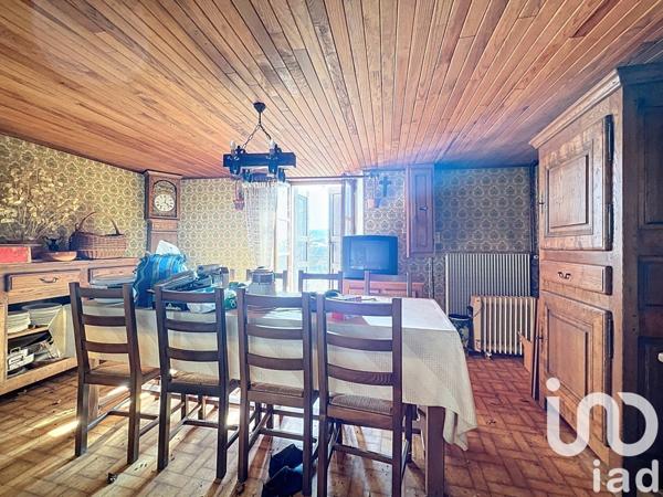 Maison rustique 4 pièces de 58 m² à Polignac (43000)