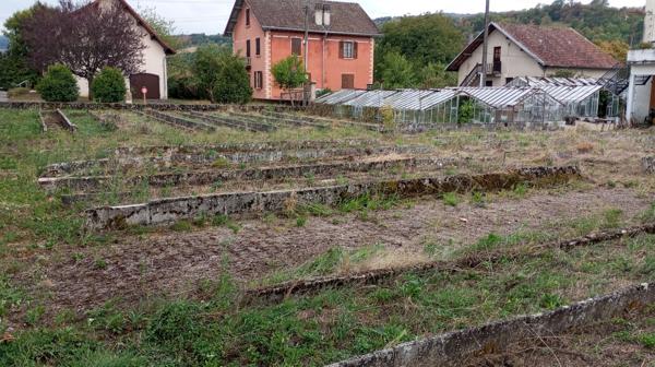 Yenne (73170) CENTRE YENNE TERRAIN CONSTRUCTIBLE DE 650 M² ENVIRON