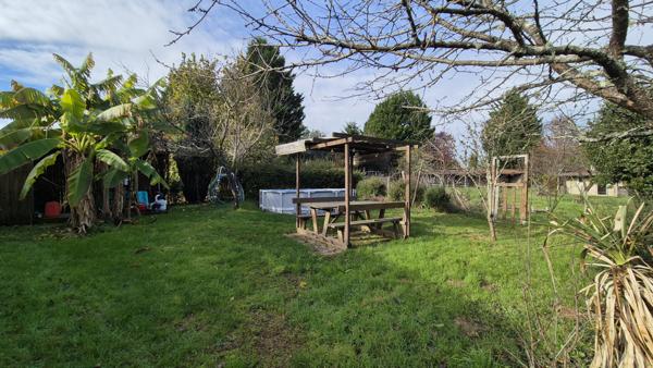 La Chapelle-Gonaguet (24350) Maison spacieuse d'environ 167 m² habitable avec grand terrain à vendre secteur TOCANE- CHAPELLE COGNAGUET-