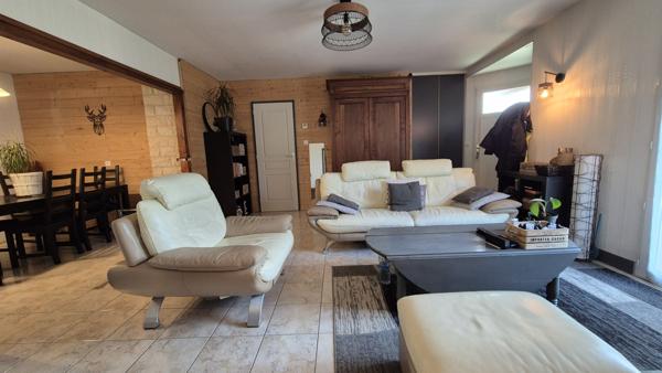 La Chapelle-Gonaguet (24350) Maison spacieuse d'environ 167 m² habitable avec grand terrain à vendre secteur TOCANE- CHAPELLE COGNAGUET-