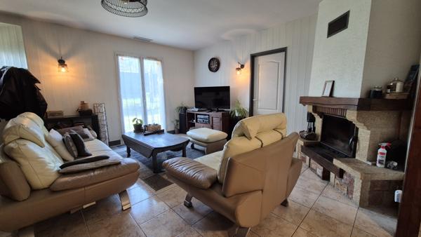 La Chapelle-Gonaguet (24350) Maison spacieuse d'environ 167 m² habitable avec grand terrain à vendre secteur TOCANE- CHAPELLE COGNAGUET-