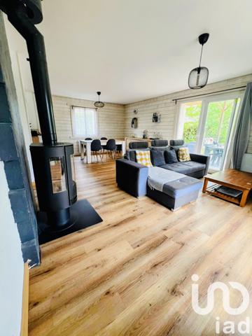 Maison à vendre 5 pièces 107 m² Saint-Antoine-du-Rocher