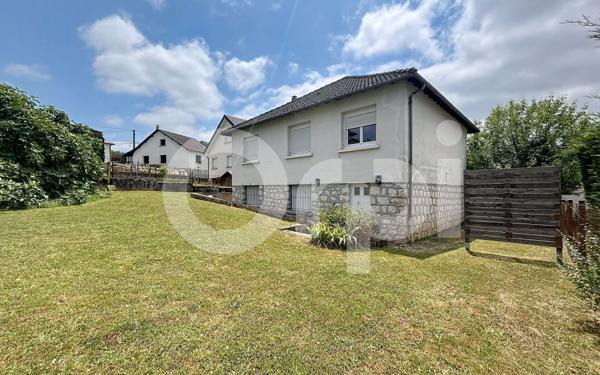 Maison à louer    4 pièces •  Saint-Pantaléon-de-Larche