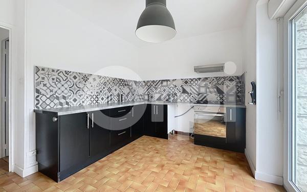 Maison à louer    4 pièces •  Saint-Pantaléon-de-Larche