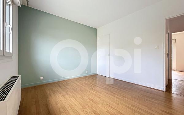 Maison à louer    4 pièces •  Saint-Pantaléon-de-Larche