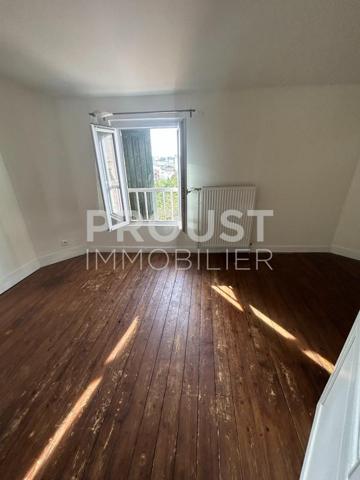 En exclusivité niort proche brèche, immeuble locatif deux logements