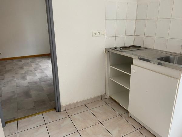 APPARTEMENT DE TYPE F1 Bis