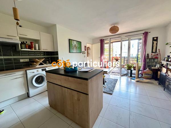 Vente Appartement42 m² - 2 Pièces - CENON (33150)