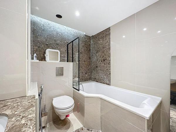 Appartement Paris 3 pièce(s) 62 m2