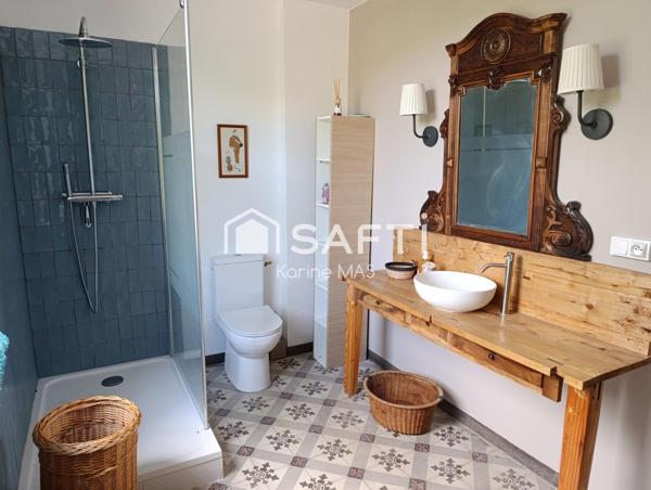 Grande maison 4 chambres et patio