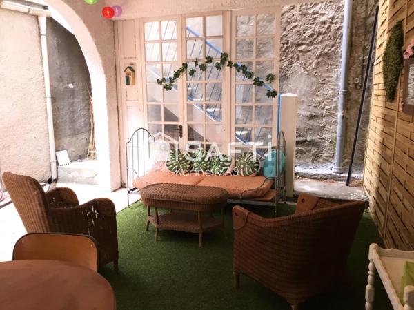 Grande maison 4 chambres et patio